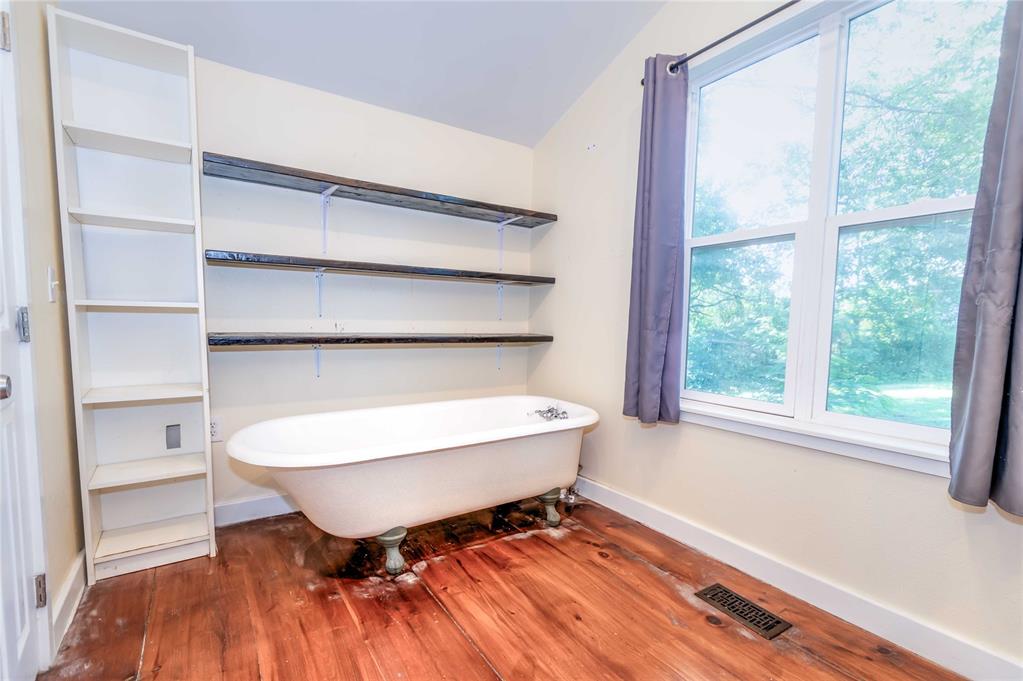 702 S Bennett Boulevard Property Photo 19