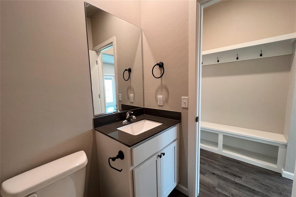 7738 Westhall Place Property Photo 10