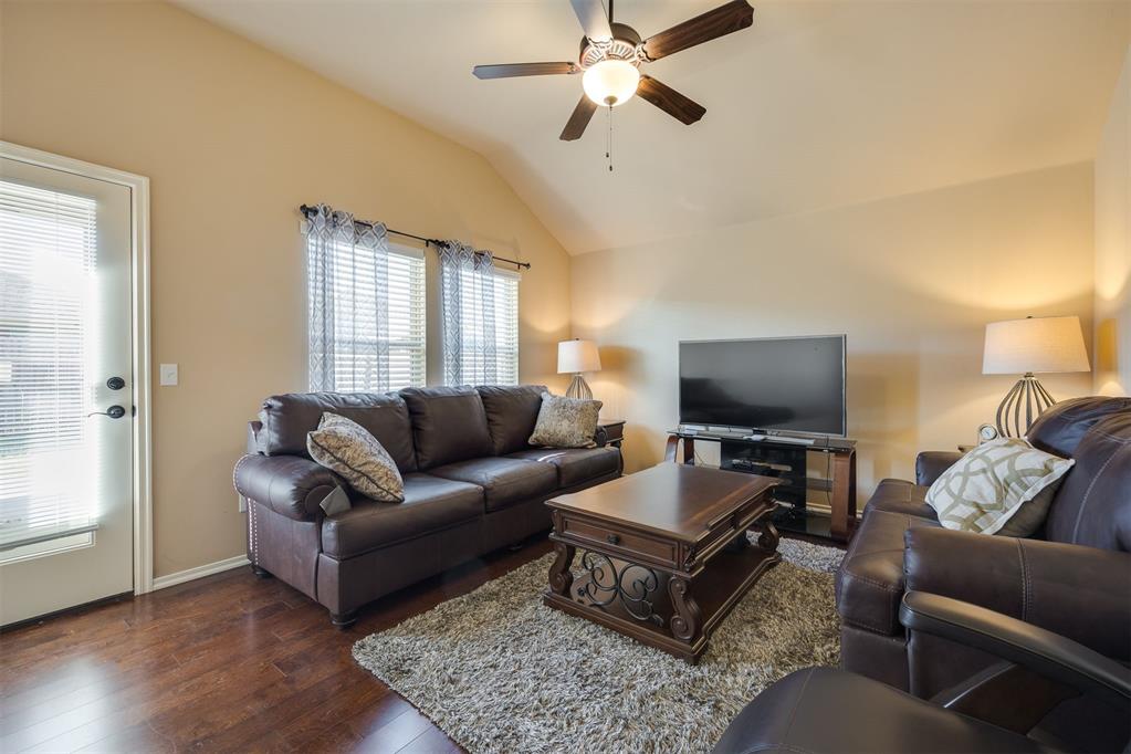 2728 Nw 189th Street Property Photo 4