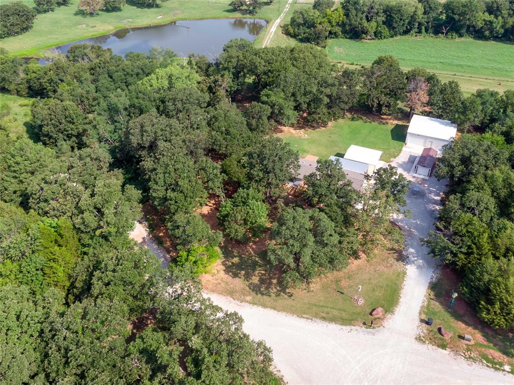 13706 Oak Grove Court Property Photo 5