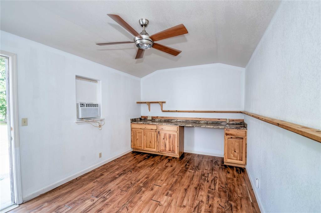 13706 Oak Grove Court Property Photo 11