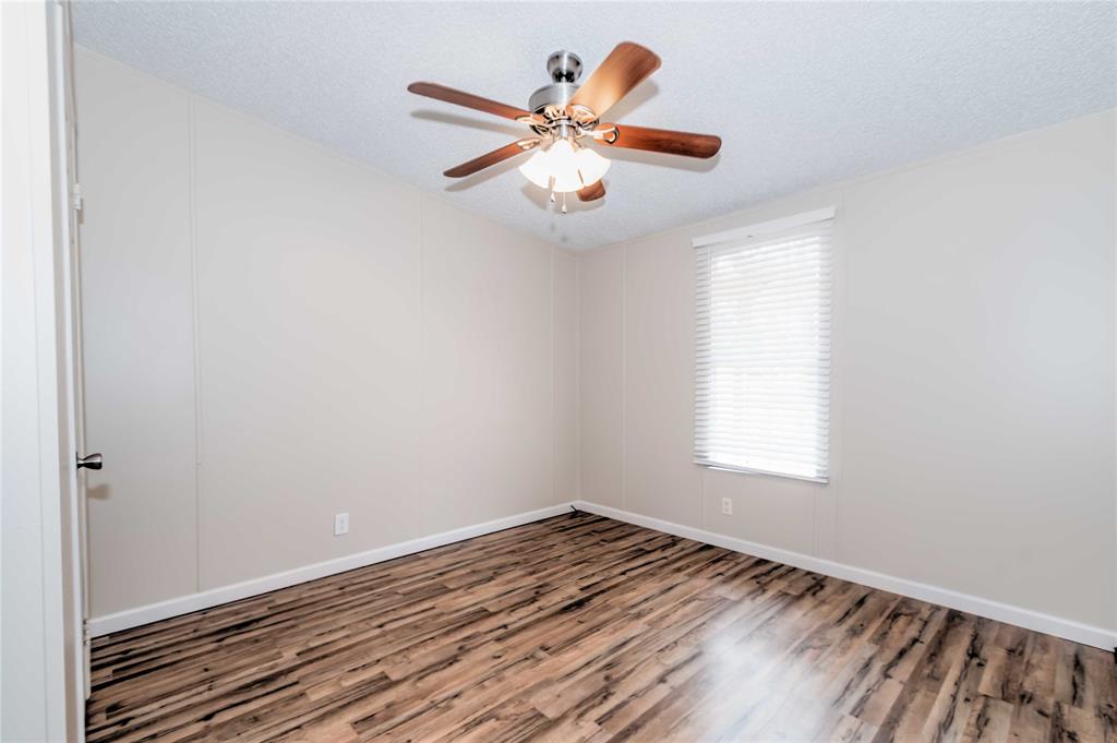 13706 Oak Grove Court Property Photo 27