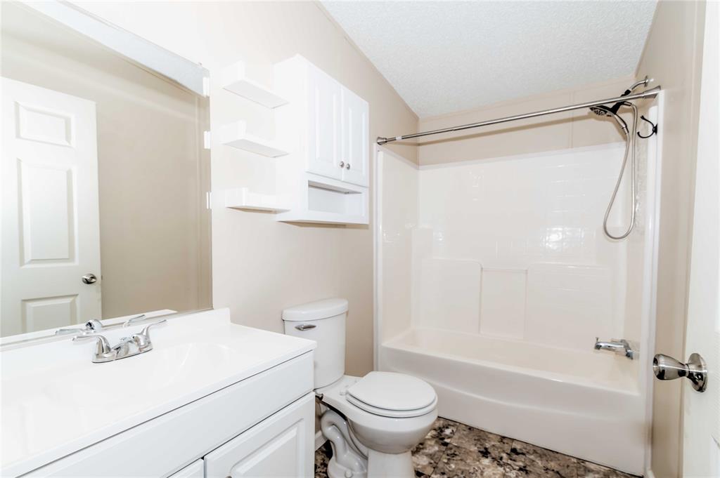 13706 Oak Grove Court Property Photo 32