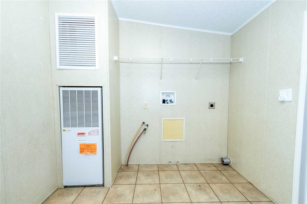 13706 Oak Grove Court Property Photo 36