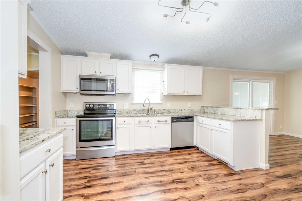 13706 Oak Grove Court Property Photo 38