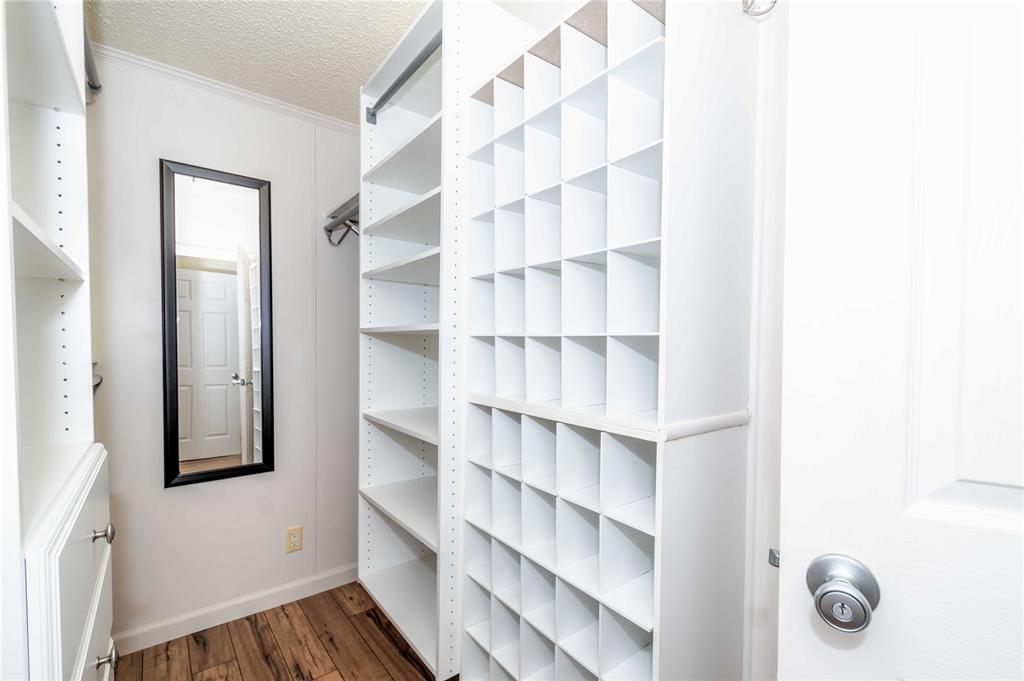 13706 Oak Grove Court Property Photo 46