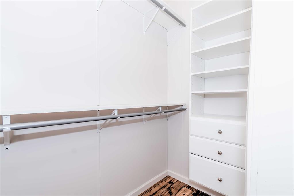 13706 Oak Grove Court Property Photo 47
