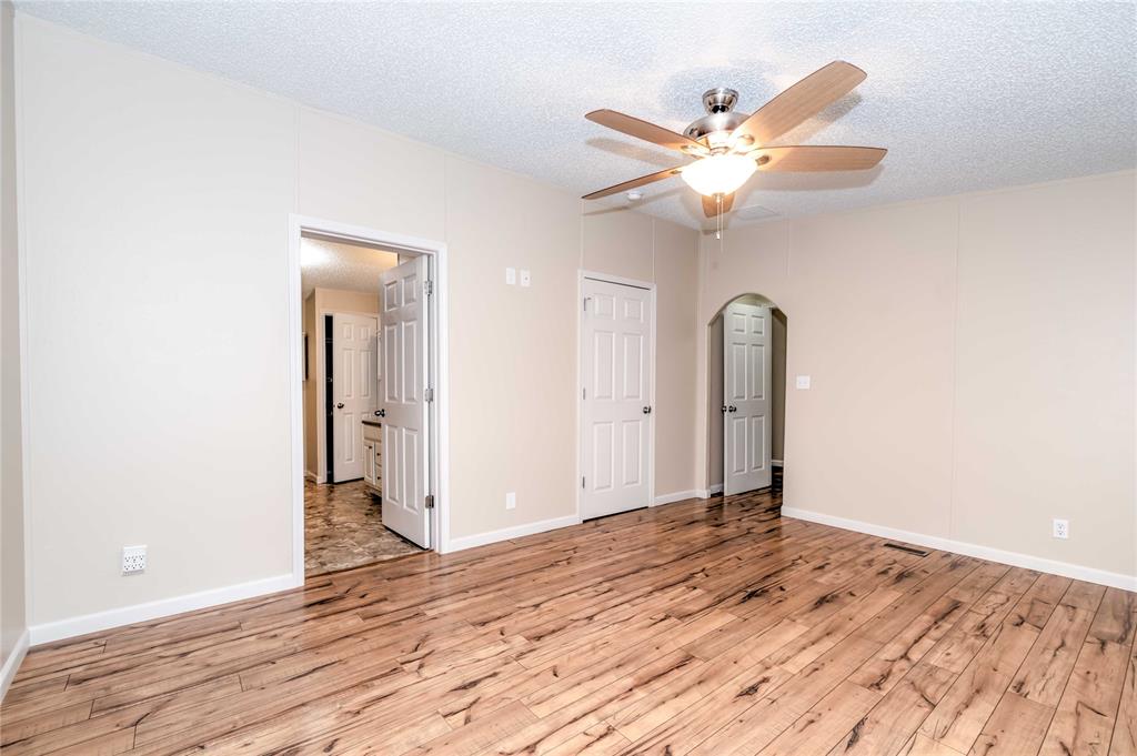 13706 Oak Grove Court Property Photo 48