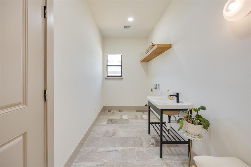 608 Sw 24th Street Property Photo 40