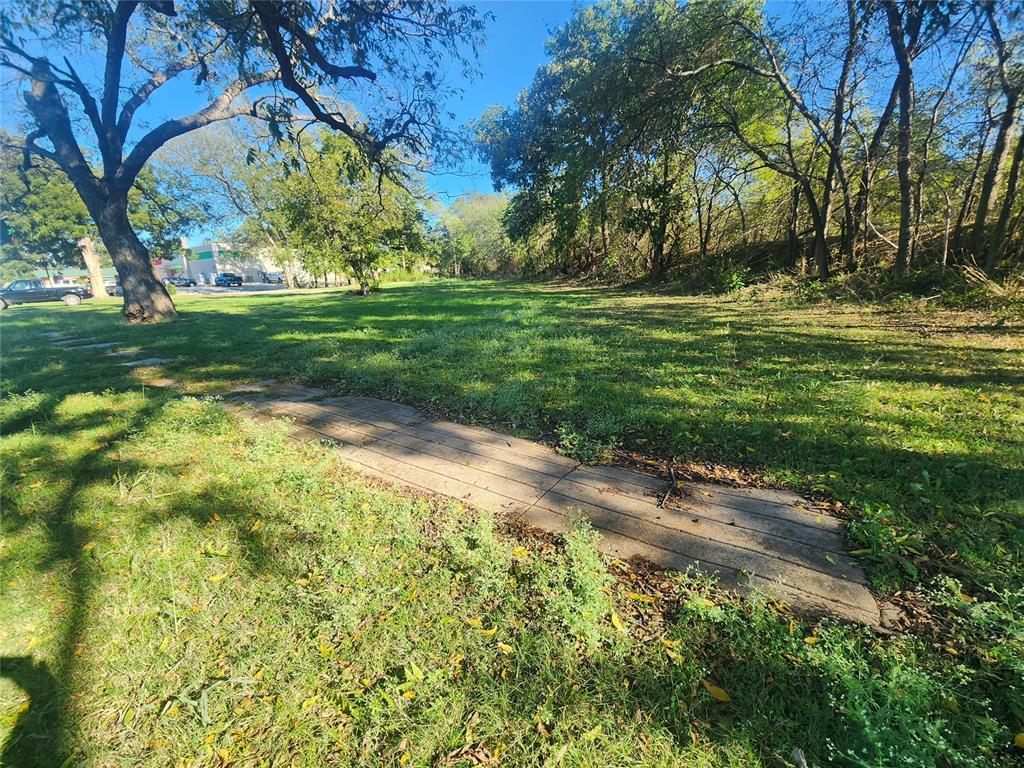 900 W Grant Street Property Photo 4