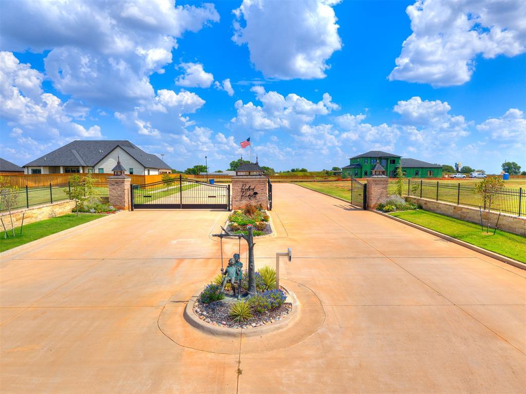 3512 Redbud Drive Property Photo 1