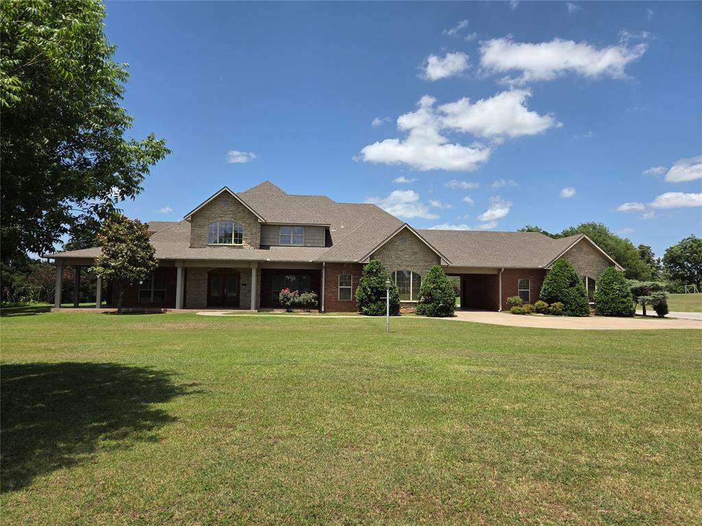 1419 W Royal Oaks Road Property Photo