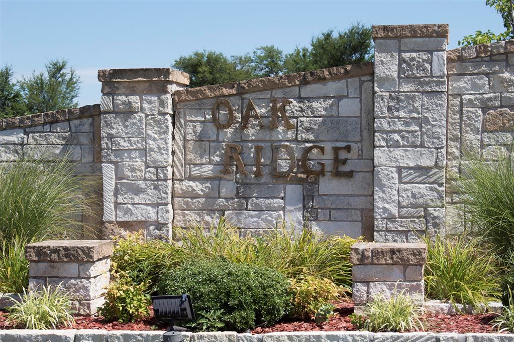 1902 White Oak Drive Property Photo 1