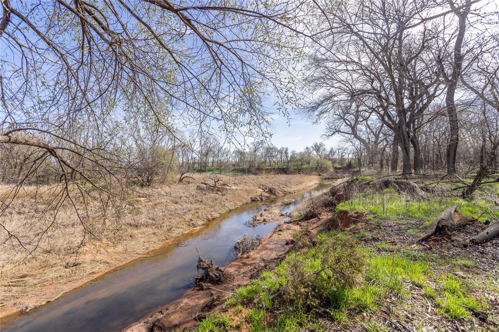 White Tail Road Property Photo 3