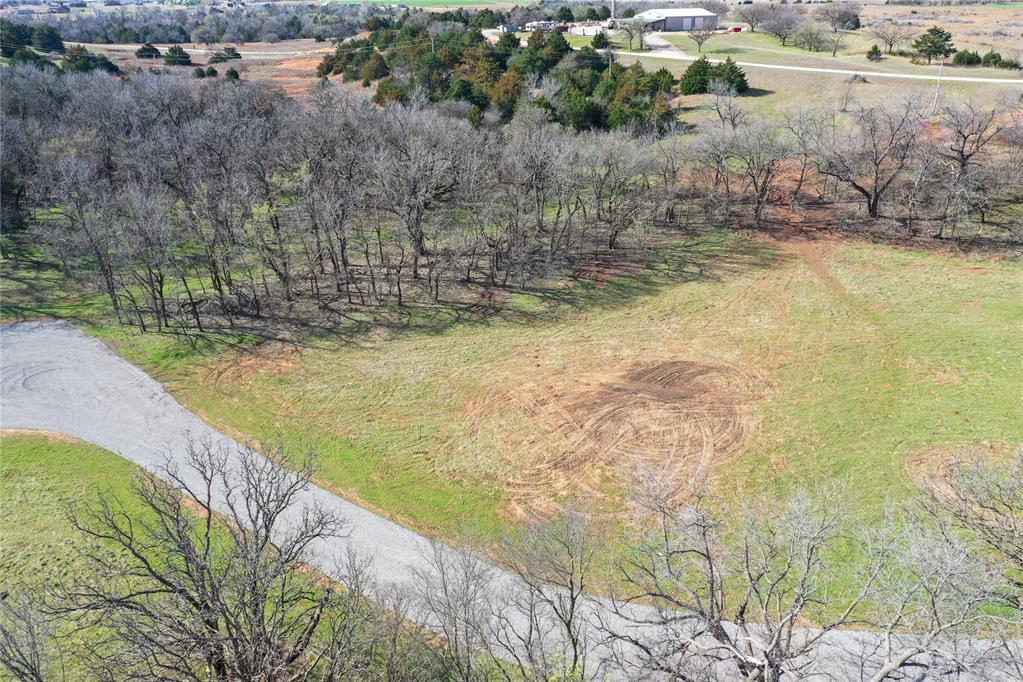 White Tail Road Property Photo 2
