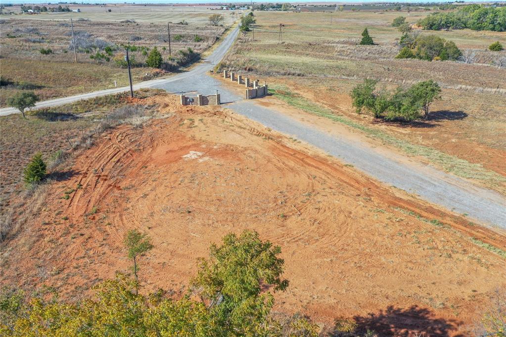 White Tail Road Property Photo 6