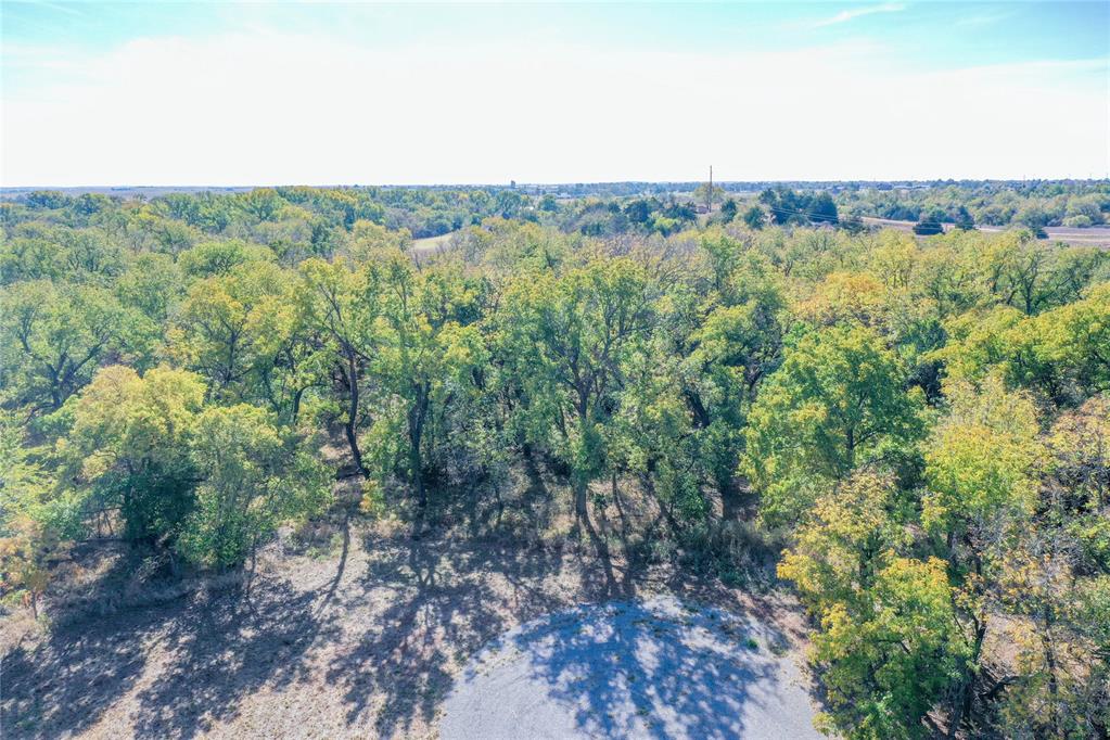 White Tail Road Property Photo 18