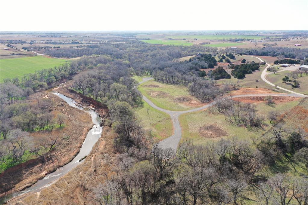 White Tail Road Property Photo 4