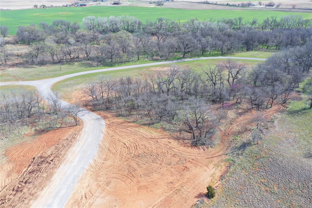 White Tail Road Property Photo 3