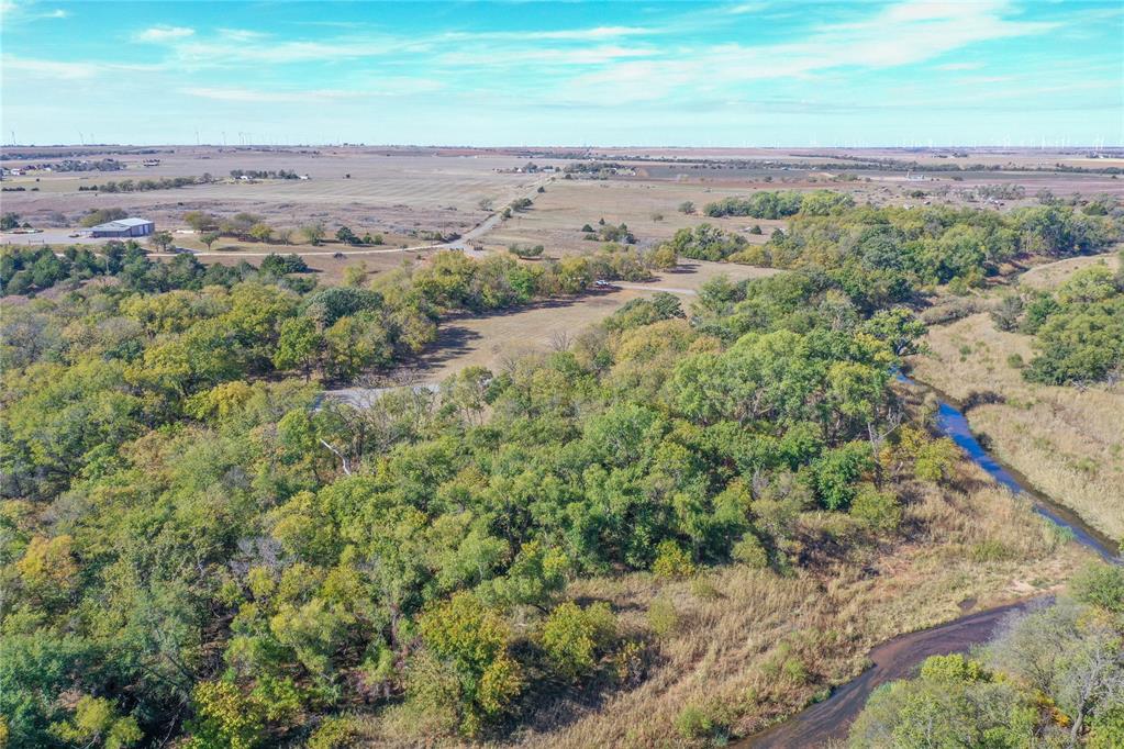 White Tail Road Property Photo 20