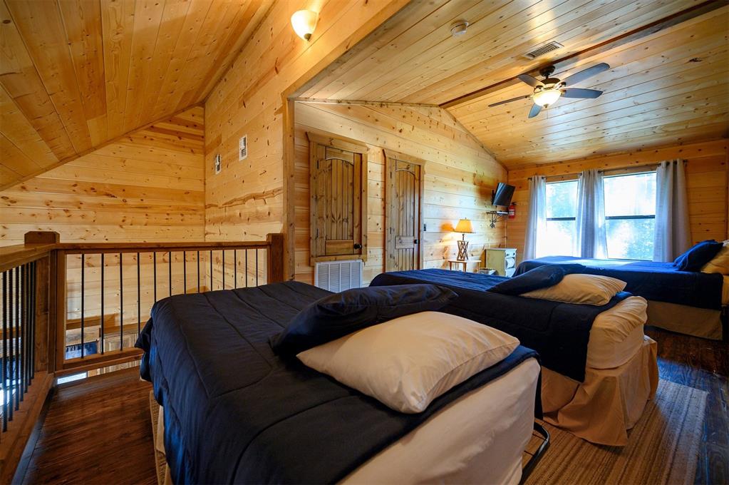 447 Long Pine Trail Property Photo 29