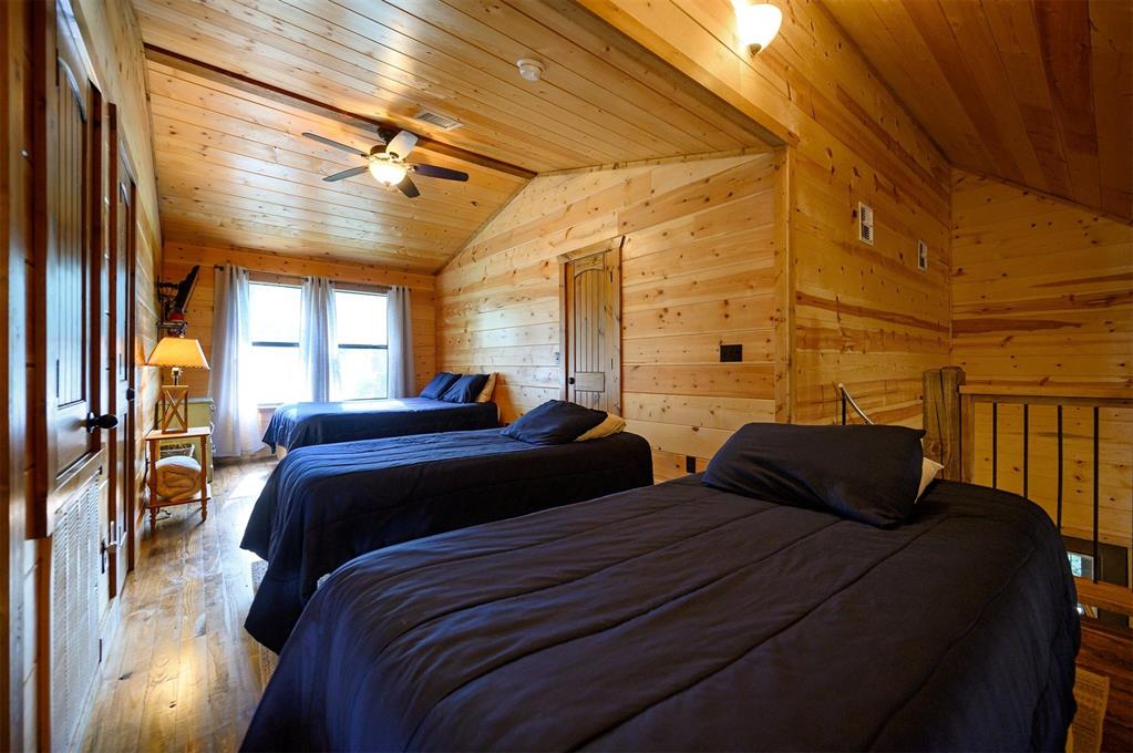 447 Long Pine Trail Property Photo 30