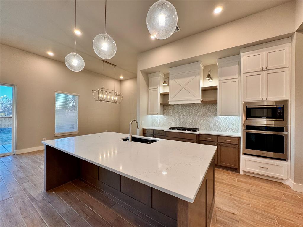 1204 Sw 141st Street Property Photo 10