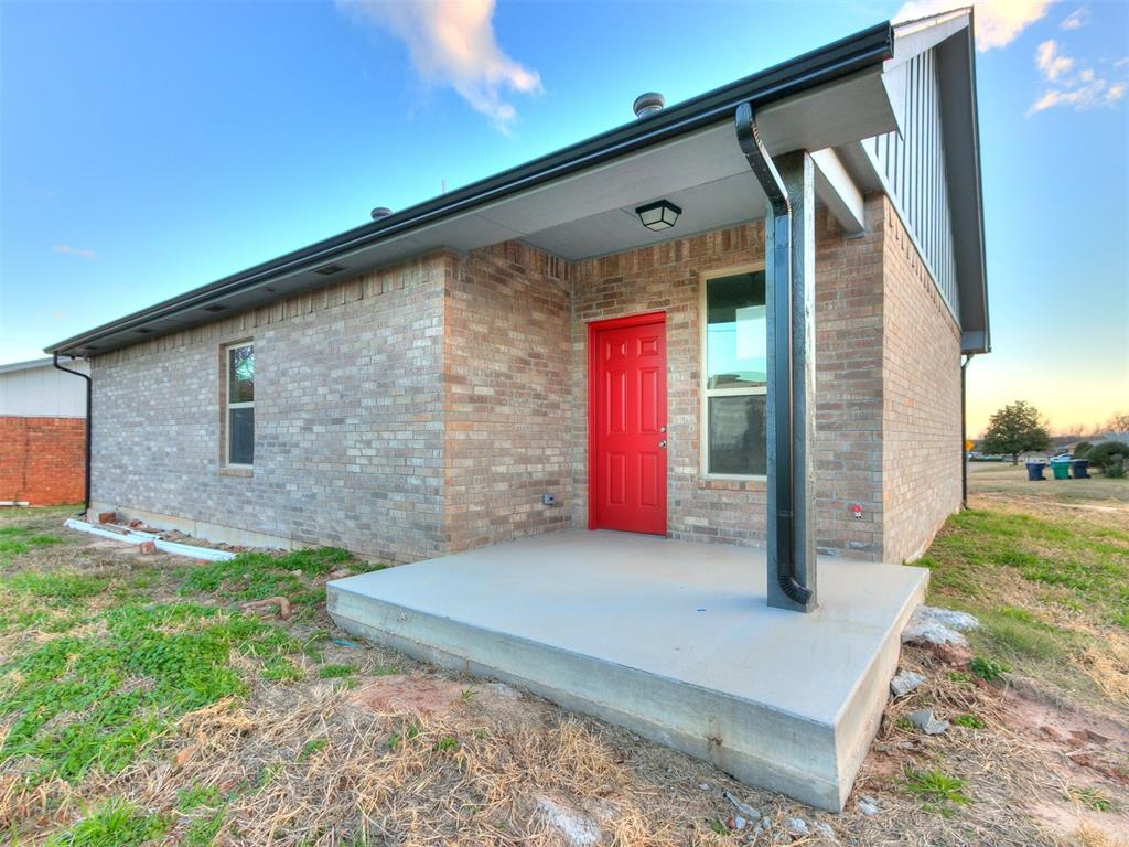2903 Ne Success Street Property Photo 18