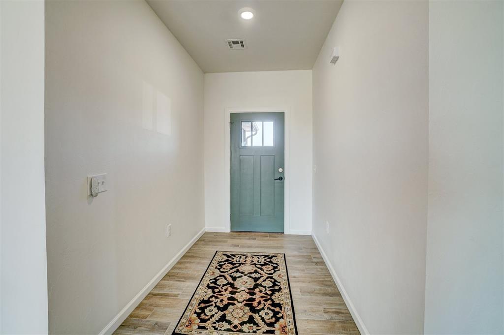 6213 Buckhorn Trail Property Photo 8