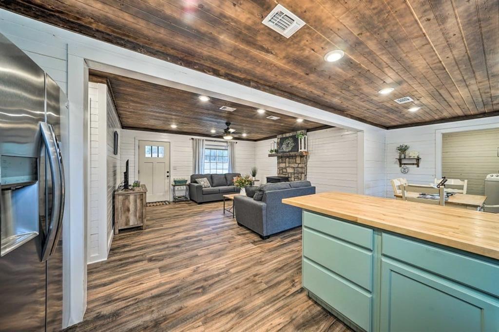 121 W Bethel Road Property Photo 13