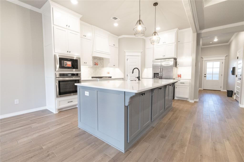 14033 Magnolia Lane Property Photo 1