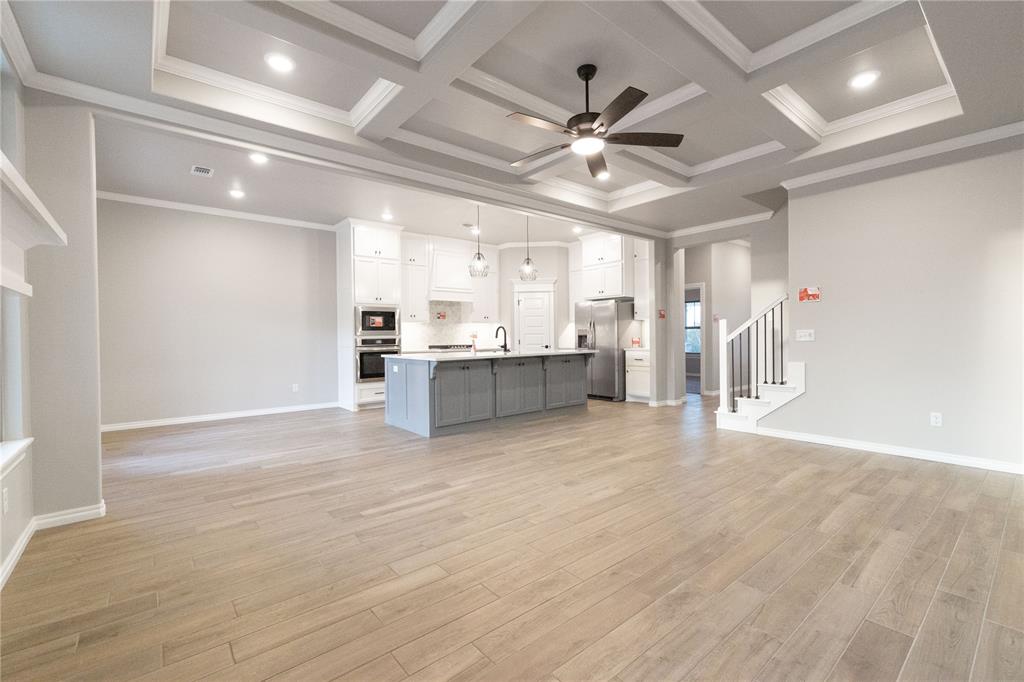 14033 Magnolia Lane Property Photo 6