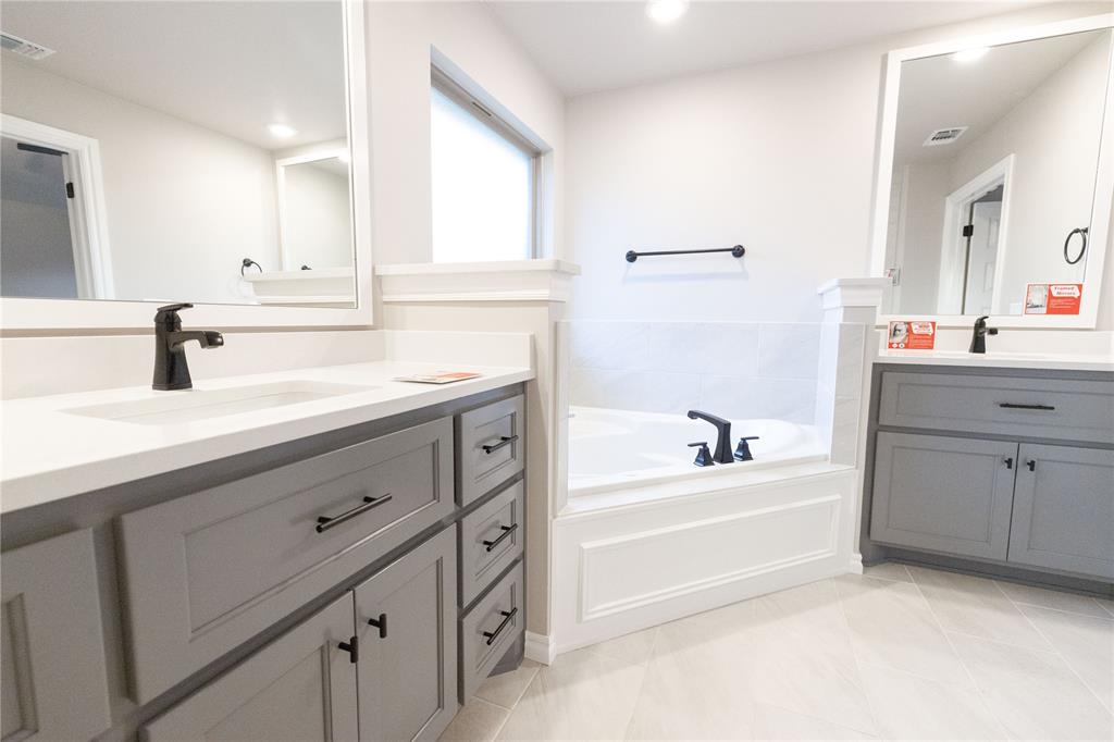 14033 Magnolia Lane Property Photo 11