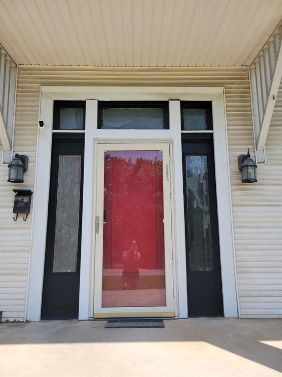 311 E Tishomingo Street Property Photo 7