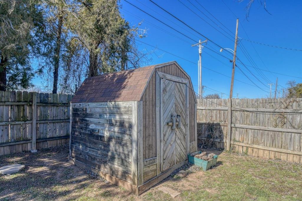 706 Richmond Drive Property Photo 34