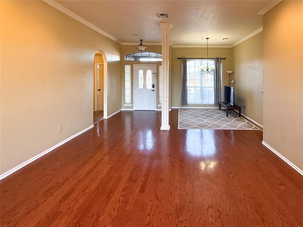 4000 Wood Castle Street Property Photo 6