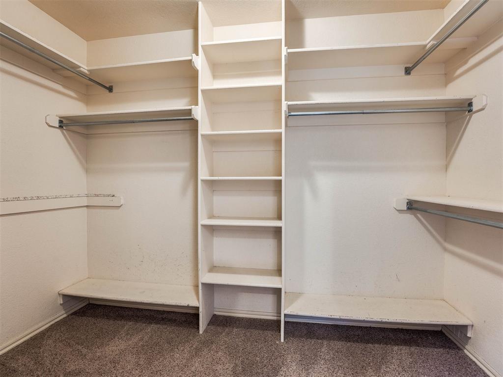 4000 Wood Castle Street Property Photo 18