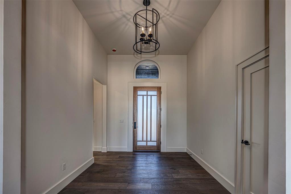 2680 Hayfield Way Property Photo 3