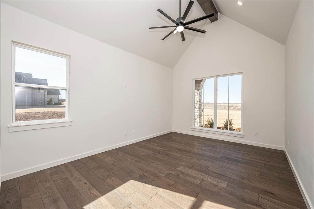 2680 Hayfield Way Property Photo 4