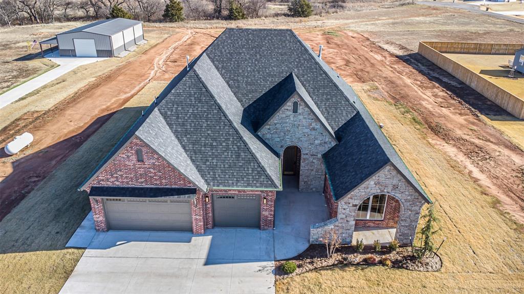 2680 Hayfield Way Property Photo 8