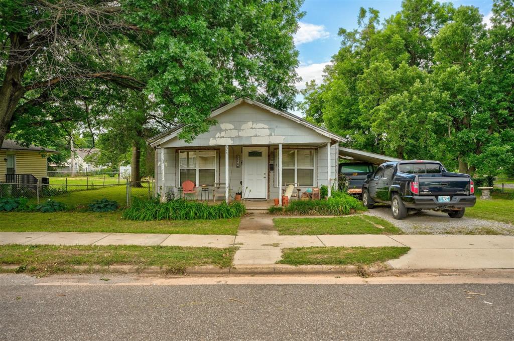 614 W Main Street Property Photo 3