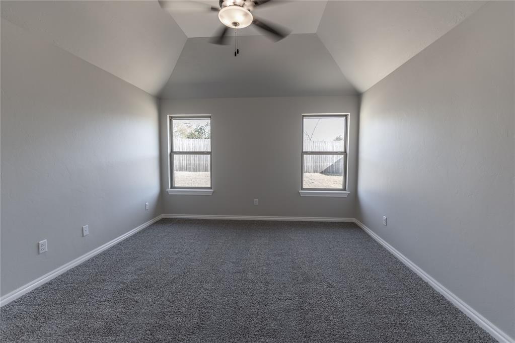 4001 Lleyton Drive Property Photo 11