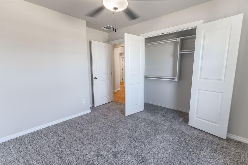 4001 Lleyton Drive Property Photo 17