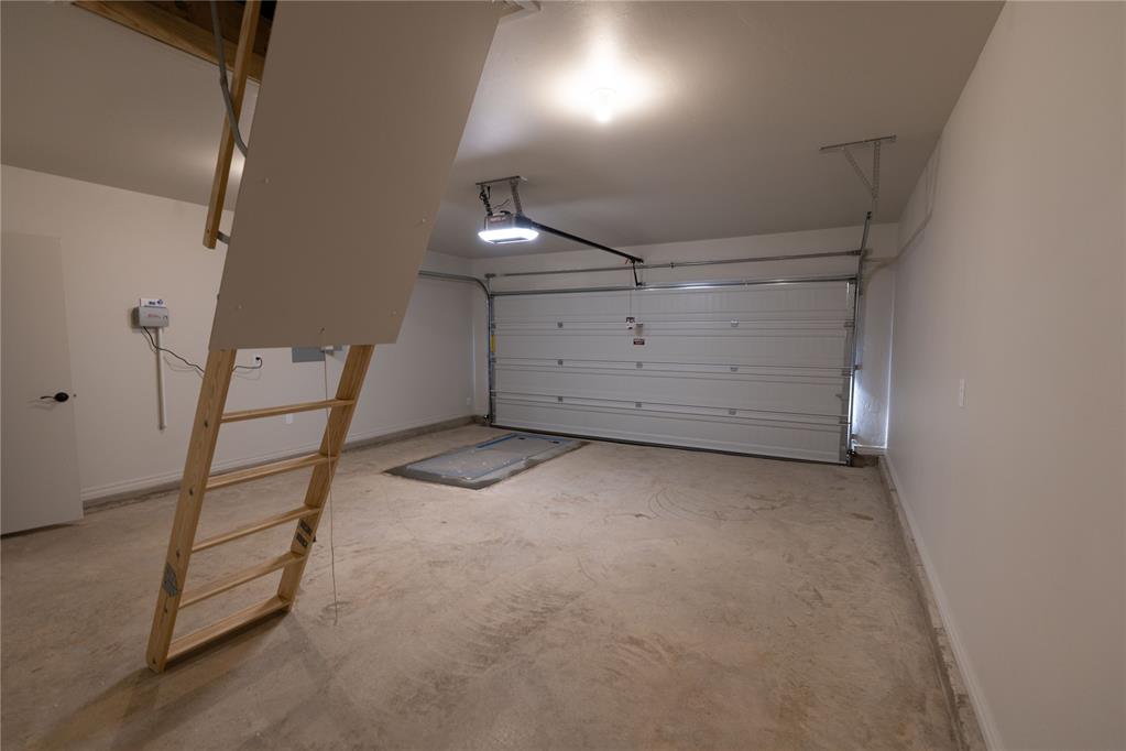 4001 Lleyton Drive Property Photo 24