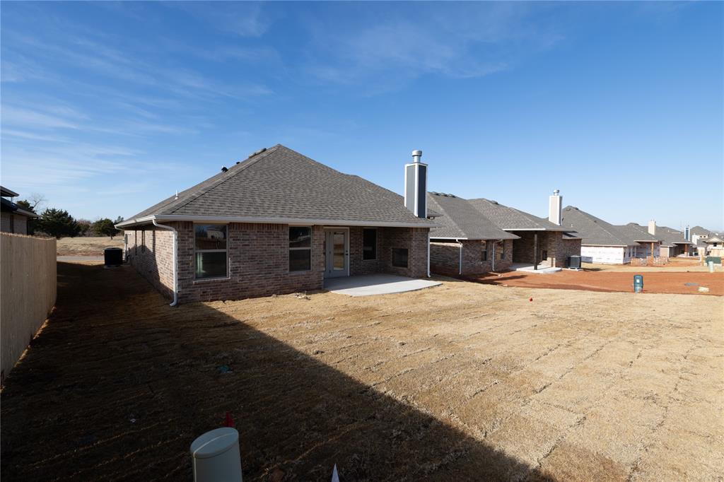 3028 Piper Street Property Photo 24