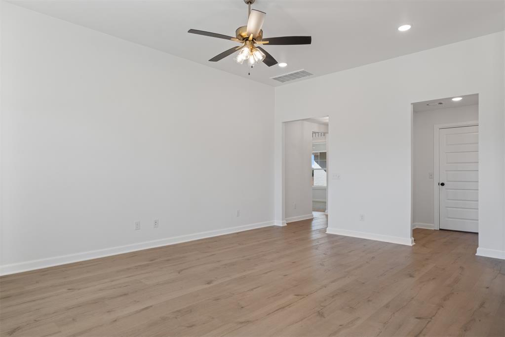 17528 Moss Farm Road Property Photo 7