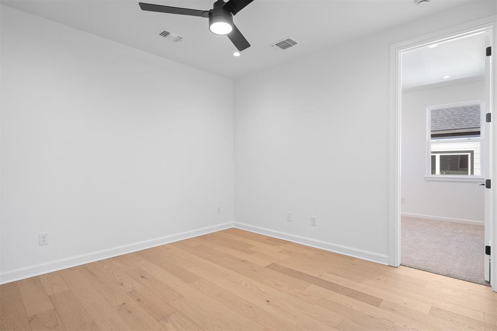 3919 Yellowstone Drive Property Photo 22