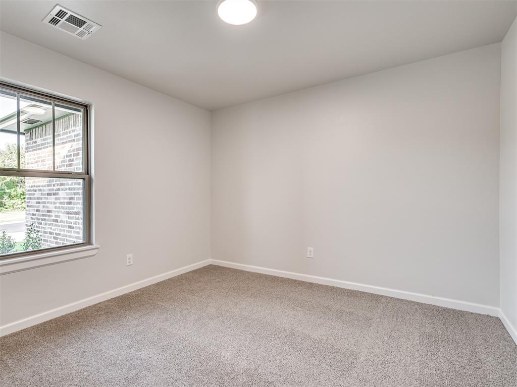 2304 Creekview Drive Property Photo 22
