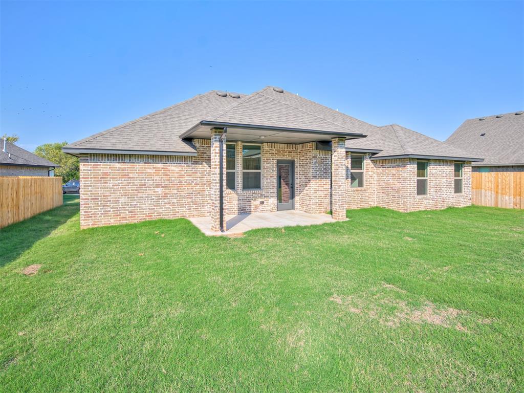 2304 Creekview Drive Property Photo 34