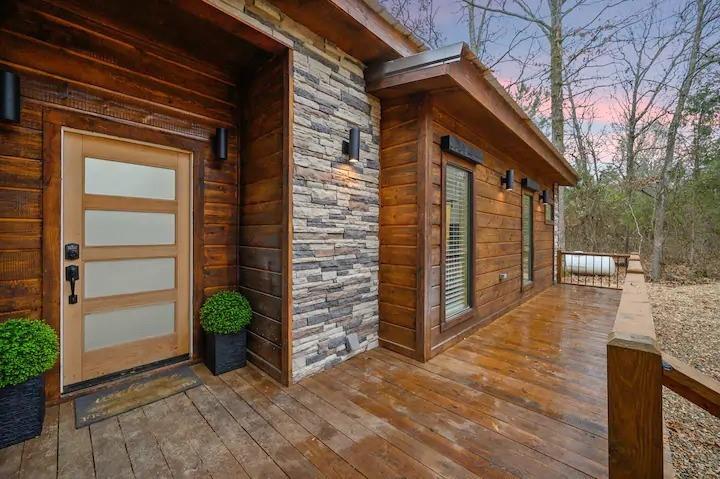 46 Honor Court Property Photo 3